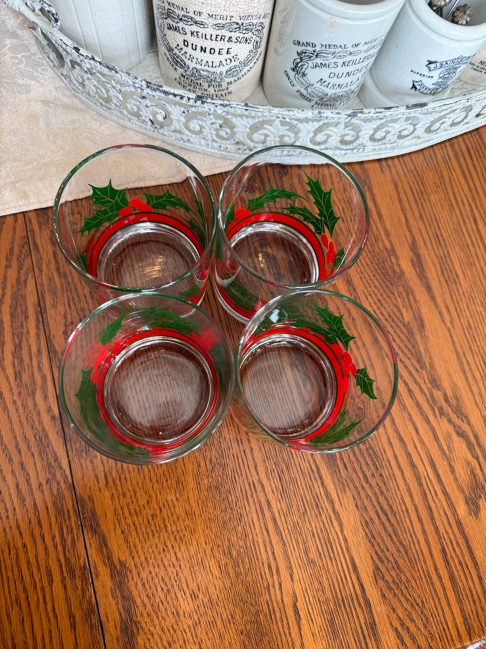 Vintage Libbey Holiday Holly & Berries Glass Tumblers set of 4 - Picture 10 of 17